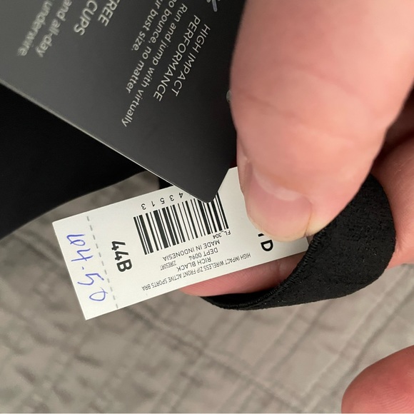 NWT Torrid Brand High Impact Sports Bra - Picture 6 of 6